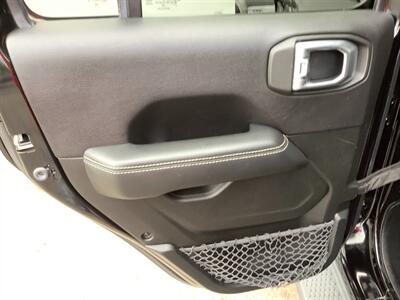 2019 Jeep Wrangler Sahara - Photo 32 - Crest Hill, IL 60403