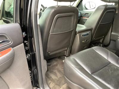 2011 Chevrolet Tahoe LTZ   - Photo 26 - Crest Hill, IL 60403