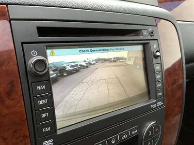 2011 Chevrolet Tahoe LTZ   - Photo 14 - Crest Hill, IL 60403