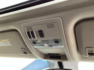 2011 Chevrolet Tahoe LTZ   - Photo 44 - Crest Hill, IL 60403