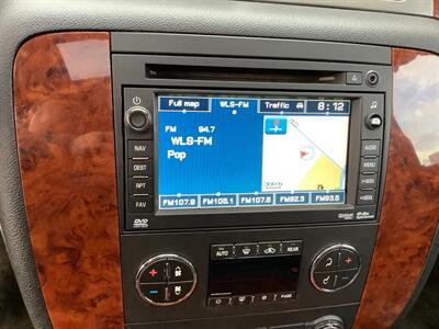 2011 Chevrolet Tahoe LTZ   - Photo 19 - Crest Hill, IL 60403