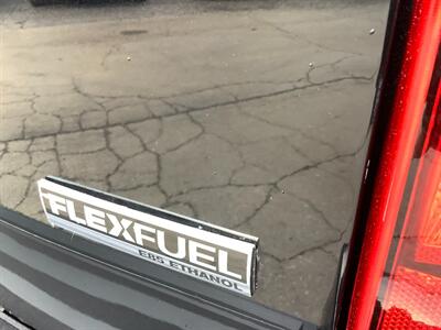 2011 Chevrolet Tahoe LTZ   - Photo 39 - Crest Hill, IL 60403