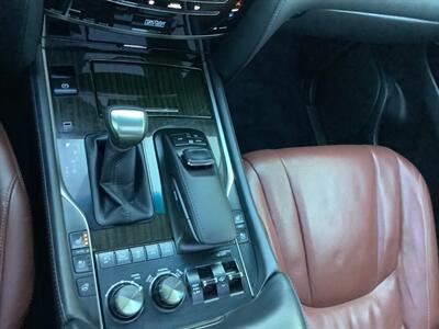 2017 Lexus LX - Photo 21 - Crest Hill, IL 60403