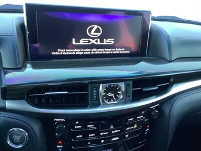 2017 Lexus LX - Photo 18 - Crest Hill, IL 60403