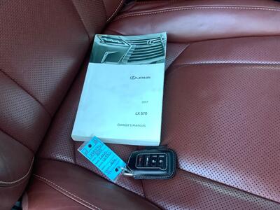 2017 Lexus LX - Photo 37 - Crest Hill, IL 60403