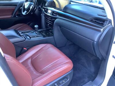 2017 Lexus LX - Photo 36 - Crest Hill, IL 60403