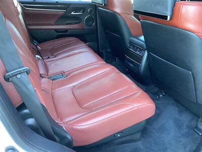 2017 Lexus LX - Photo 32 - Crest Hill, IL 60403