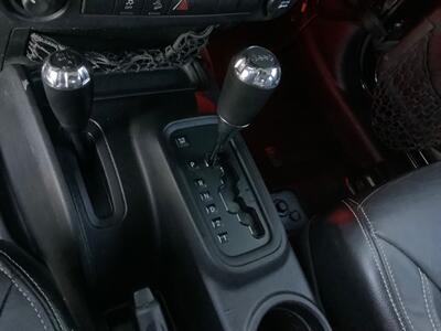 2011 Jeep Wrangler Sport   - Photo 18 - Crest Hill, IL 60403