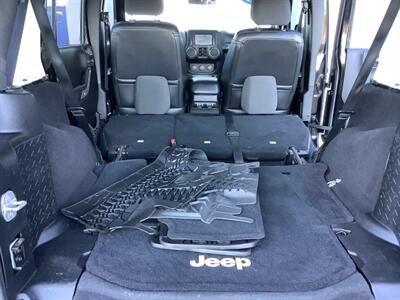 2011 Jeep Wrangler Sport   - Photo 31 - Crest Hill, IL 60403