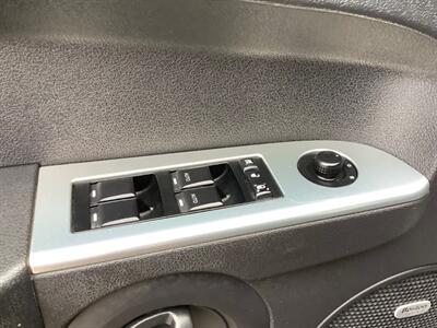 2008 Jeep Commander Sport   - Photo 11 - Crest Hill, IL 60403