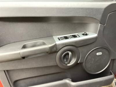 2008 Jeep Commander Sport   - Photo 10 - Crest Hill, IL 60403