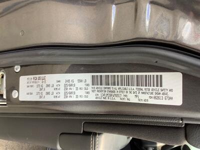 2015 Jeep Cherokee Altitude   - Photo 23 - Crest Hill, IL 60403