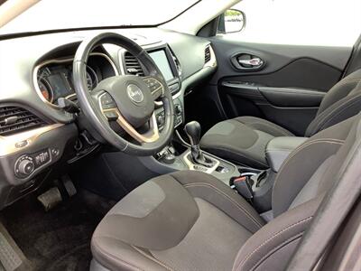 2015 Jeep Cherokee Altitude   - Photo 16 - Crest Hill, IL 60403
