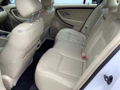 2013 Ford Taurus Limited   - Photo 34 - Crest Hill, IL 60403