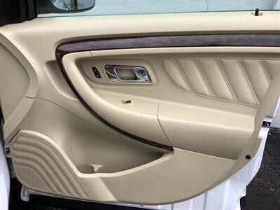 2013 Ford Taurus Limited   - Photo 35 - Crest Hill, IL 60403