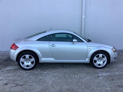 2001 Audi TT 225hp quattro   - Photo 7 - Crest Hill, IL 60403