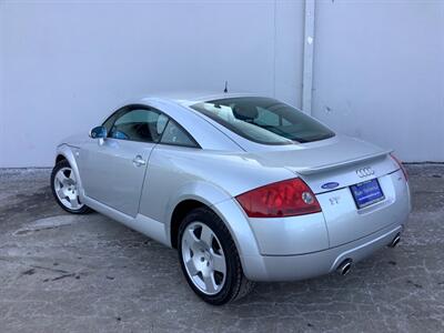 2001 Audi TT 225hp quattro   - Photo 4 - Crest Hill, IL 60403