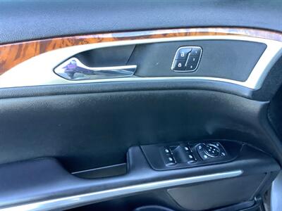 2015 Lincoln MKZ/Zephyr   - Photo 12 - Crest Hill, IL 60403