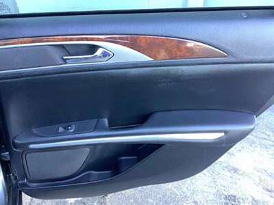 2015 Lincoln MKZ/Zephyr   - Photo 29 - Crest Hill, IL 60403