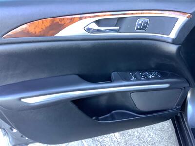 2015 Lincoln MKZ/Zephyr   - Photo 11 - Crest Hill, IL 60403