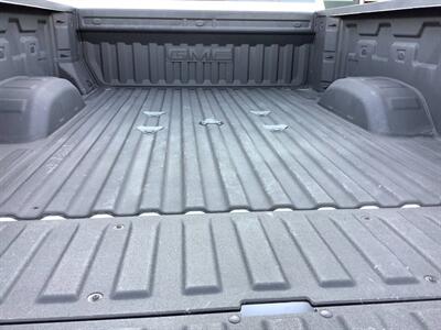 2026 GMC Sierra 2500HD AT4  OVER 90K WINDOW STICKER! - Photo 60 - Crest Hill, IL 60403