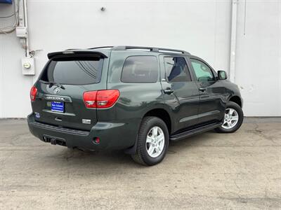 2008 Toyota Sequoia SR5   - Photo 7 - Crest Hill, IL 60403