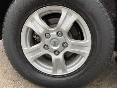 2008 Toyota Sequoia SR5   - Photo 45 - Crest Hill, IL 60403