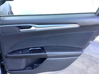 2016 Ford Fusion SE   - Photo 22 - Crest Hill, IL 60403