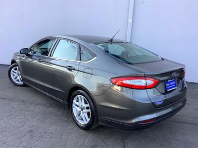2016 Ford Fusion SE   - Photo 4 - Crest Hill, IL 60403