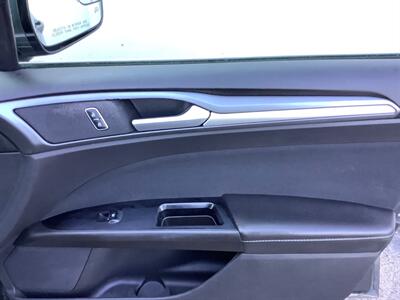 2016 Ford Fusion SE   - Photo 24 - Crest Hill, IL 60403