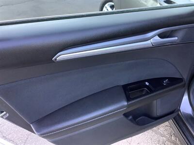 2016 Ford Fusion SE   - Photo 20 - Crest Hill, IL 60403