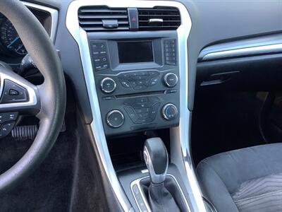 2016 Ford Fusion SE   - Photo 15 - Crest Hill, IL 60403