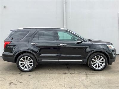 2017 Ford Explorer Limited - Photo 7 - Crest Hill, IL 60403
