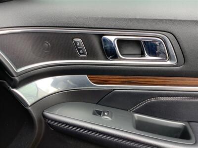 2017 Ford Explorer Limited - Photo 31 - Crest Hill, IL 60403