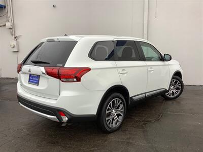 2016 Mitsubishi Outlander SE   - Photo 8 - Crest Hill, IL 60403