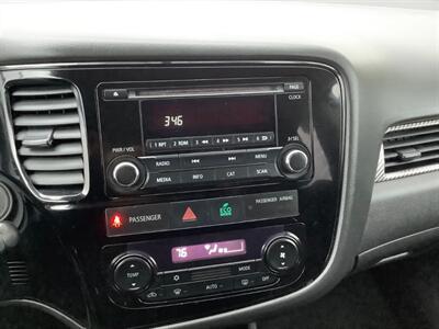 2016 Mitsubishi Outlander SE   - Photo 15 - Crest Hill, IL 60403