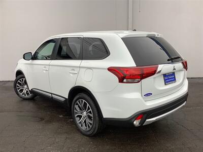 2016 Mitsubishi Outlander SE   - Photo 4 - Crest Hill, IL 60403