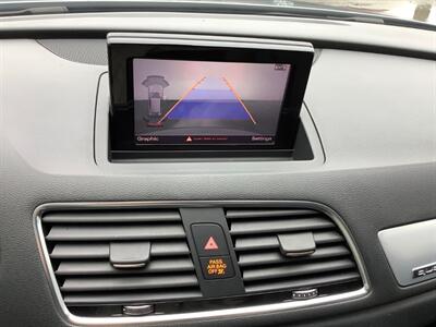 2017 Audi Q3 2.0T quattro Premium - Photo 13 - Crest Hill, IL 60403
