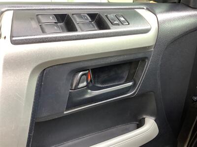 2010 Toyota 4Runner SR5   - Photo 12 - Crest Hill, IL 60403