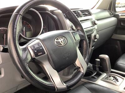 2010 Toyota 4Runner SR5   - Photo 21 - Crest Hill, IL 60403