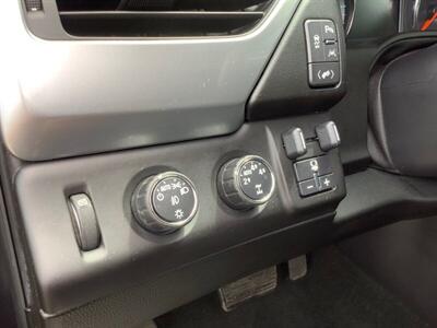 2016 Chevrolet Tahoe LT   - Photo 24 - Crest Hill, IL 60403
