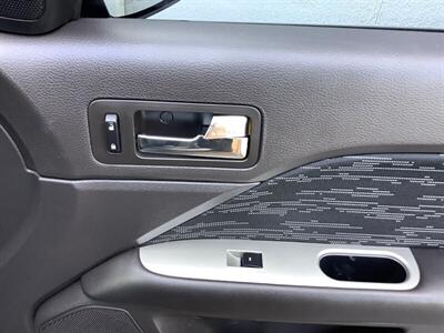 2010 Ford Fusion SE   - Photo 26 - Crest Hill, IL 60403