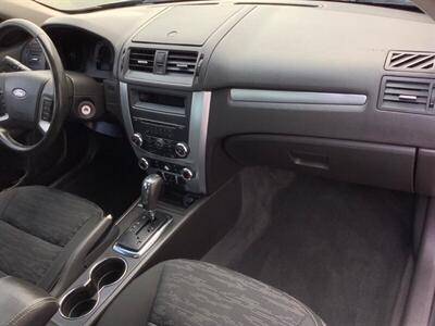 2010 Ford Fusion SE   - Photo 29 - Crest Hill, IL 60403