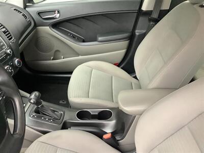 2014 Kia Forte LX   - Photo 27 - Crest Hill, IL 60403