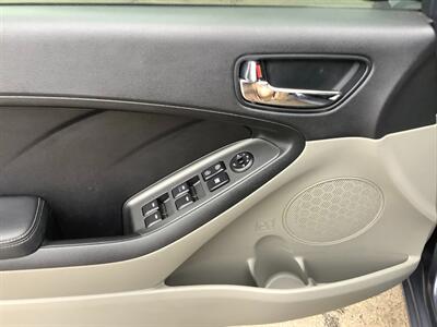 2014 Kia Forte LX   - Photo 25 - Crest Hill, IL 60403