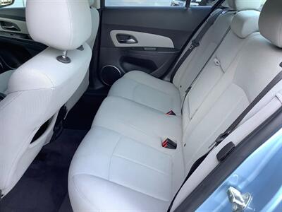 2011 Chevrolet Cruze LT   - Photo 22 - Crest Hill, IL 60403