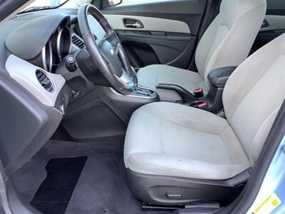 2011 Chevrolet Cruze LT   - Photo 12 - Crest Hill, IL 60403