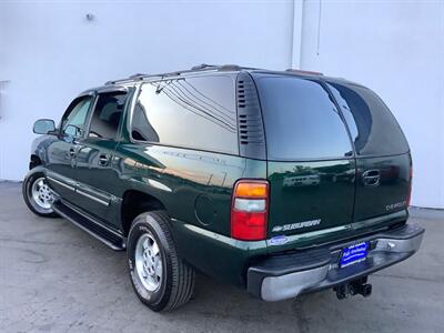 2001 Chevrolet Suburban 1500 LT   - Photo 6 - Crest Hill, IL 60403