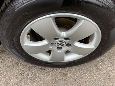 2004 Volkswagen Jetta GLS   - Photo 35 - Crest Hill, IL 60403