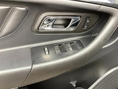 2011 Ford Taurus Limited - Photo 24 - Crest Hill, IL 60403